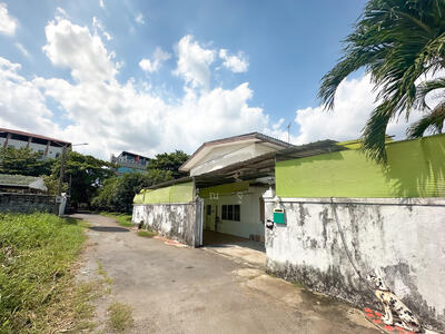 ขาย - 10 Prasert-Manukitch 5 Alley, กรุงเทพ