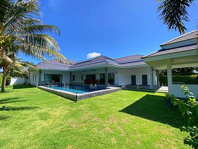 ขาย - The Clouds Hua Hin : เดอะ คลาวส์ หัว หิน, เพชรบุรี