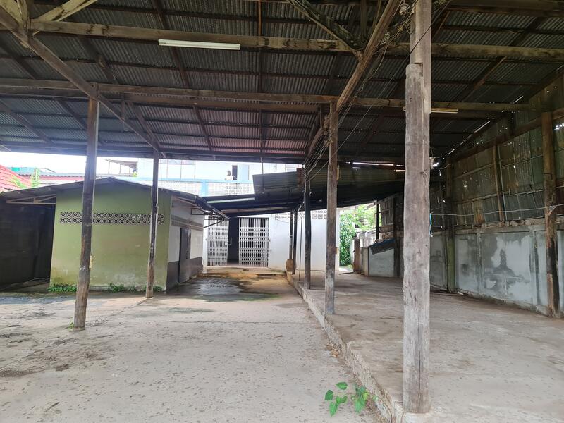 ขาย - ตำบล ธาตุเชิงชุม อำเภอ เมืองสกลนคร จังหวัด สกลนคร, สกลนคร