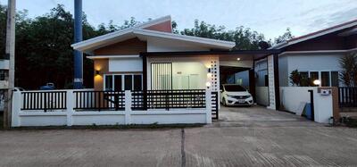 ขาย - ขายบ้านพร้อมอยู่ หมู่บ้านรุ่งเรืองธานี – ทุ่งรัก ต.เวียง อ.ไชยา จ.สุราษฎร์ธานี เงียบสงบปลอดภัย, สุราษฎร์ธานี