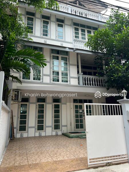 For Rent - Townhouse on SuanPlu Sathorn, Bangkok