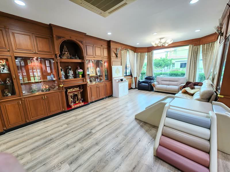 For Sale - บ้านเดี่ยว 2 ชั้น หลังใหญ่ พร้อมสวนกว้าง บนพื้นที่ 156.4 ตร.ว. พื้นที่ใช้สอยกว่า 600 ตร.ม., Samut Prakan