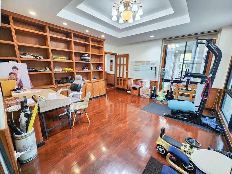 ขาย - บ้านเดี่ยว 2 ชั้น หลังใหญ่ พร้อมสวนกว้าง บนพื้นที่ 156.4 ตร.ว. พื้นที่ใช้สอยกว่า 600 ตร.ม., สมุทรปราการ