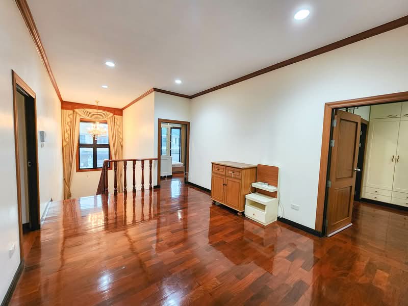 For Sale - บ้านเดี่ยว 2 ชั้น หลังใหญ่ พร้อมสวนกว้าง บนพื้นที่ 156.4 ตร.ว. พื้นที่ใช้สอยกว่า 600 ตร.ม., Samut Prakan