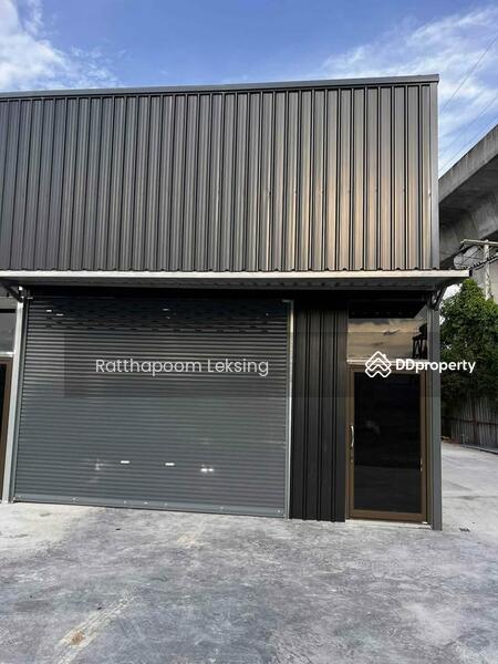 For Rent - 8-Bedroom Townhouse, Bangkok