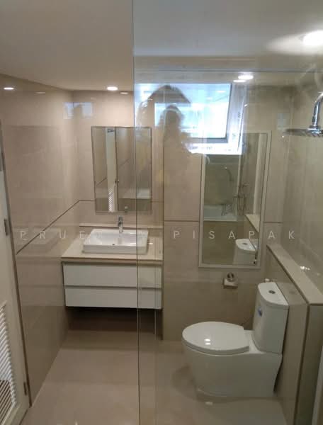 Oriental Towers, Bangkok, 25 Soi Ekkamai 12, Ekkamai Road, Khlong Tan Nua, Watthana, Bangkok, 3 Bedrooms, 315 sqm, Condo For Sale, by Prueksa Pisapak, 60160385 - DDproperty.com