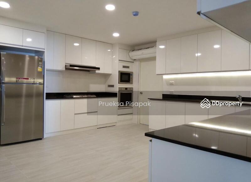 For Sale - Oriental Towers, Bangkok