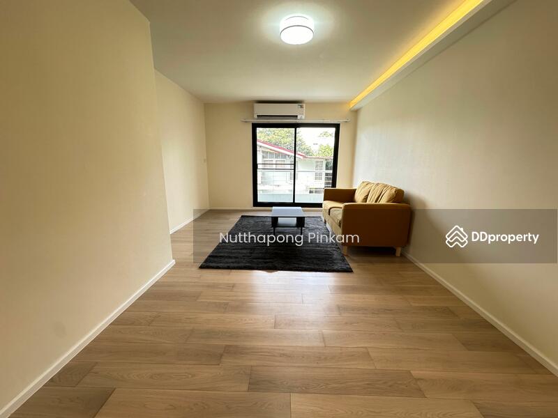 For Sale - Charn Issara City Home, Bangkok