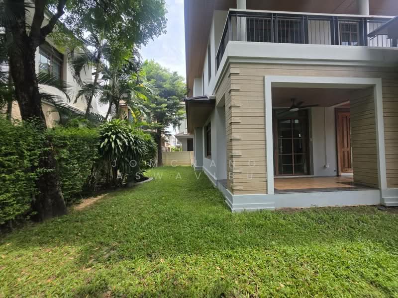 Narasiri Pattanakarn-Srinakarin, Bangkok, 878 Soi Srinakarin 20, Khlong Chan, Bang Kapi, Bangkok, 4 Bedrooms, 350 sqm, Single Detached House For Rent, by Jomchanok Aswavibul, 60161087 - DDproperty.com