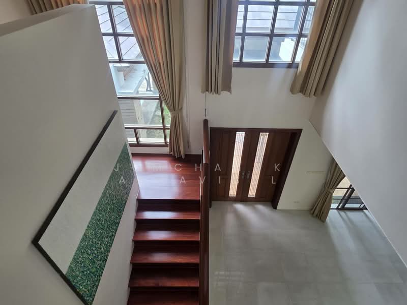 Narasiri Pattanakarn-Srinakarin, Bangkok, 878 Soi Srinakarin 20, Khlong Chan, Bang Kapi, Bangkok, 4 Bedrooms, 350 sqm, Single Detached House For Rent, by Jomchanok Aswavibul, 60161087 - DDproperty.com