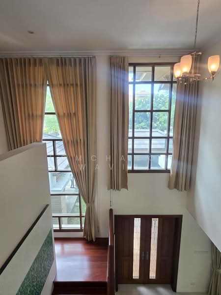 Narasiri Pattanakarn-Srinakarin, Bangkok, 878 Soi Srinakarin 20, Khlong Chan, Bang Kapi, Bangkok, 4 Bedrooms, 350 sqm, Single Detached House For Rent, by Jomchanok Aswavibul, 60161087 - DDproperty.com