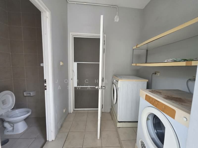 Narasiri Pattanakarn-Srinakarin, Bangkok, 878 Soi Srinakarin 20, Khlong Chan, Bang Kapi, Bangkok, 4 Bedrooms, 350 sqm, Single Detached House For Rent, by Jomchanok Aswavibul, 60161087 - DDproperty.com