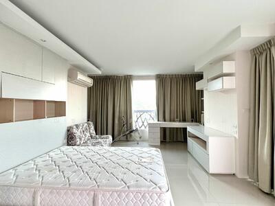 ขาย - Champs Elysees Avenue : ฌ็องเซลิเซ่ อเวนิว, นนทบุรี