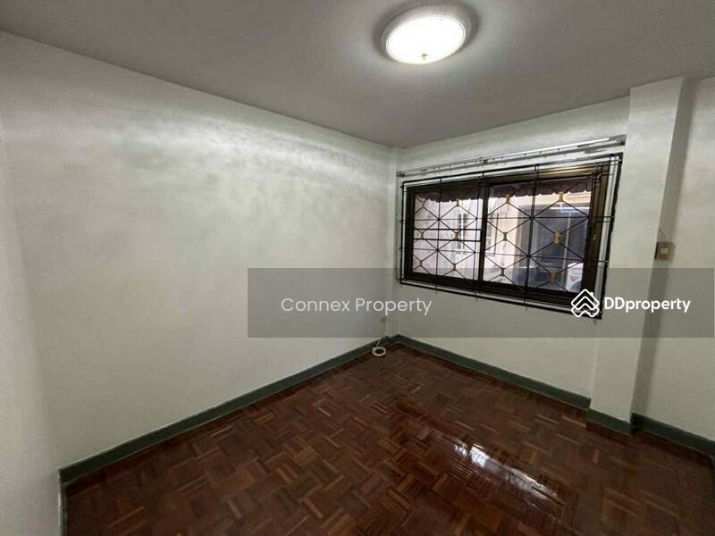 For Rent - Maneeya Ville, Bangkok