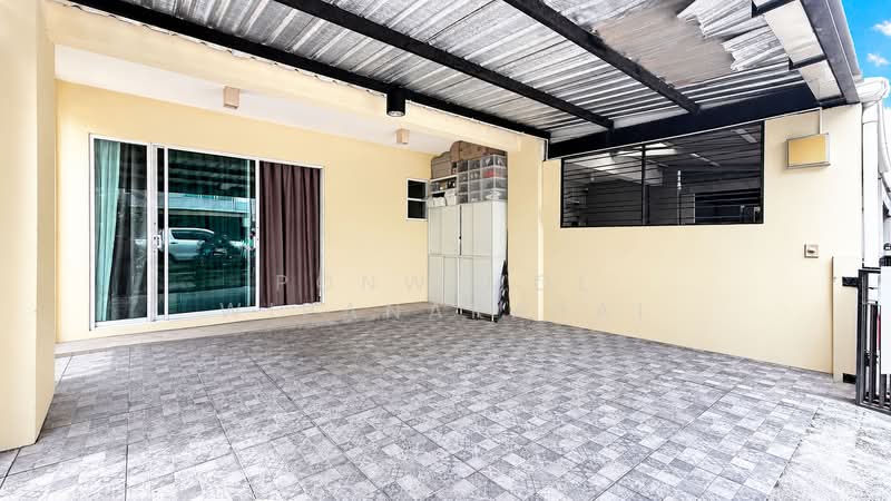 Patio Pattanakarn 38, Bangkok, Soi Phatthanakan 38 Phatthanakan Road, Suan Luang, Bangkok, 3 Bedrooms, 210 sqm, Townhouse For Sale, by Ponwimol Wipanarapai, 60162302 - DDproperty.com