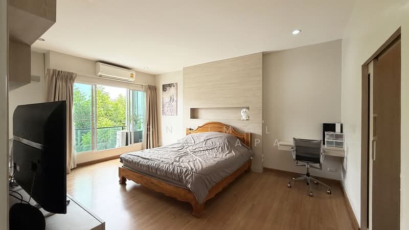 Patio Pattanakarn 38, Bangkok, Soi Phatthanakan 38 Phatthanakan Road, Suan Luang, Bangkok, 3 Bedrooms, 210 sqm, Townhouse For Sale, by Ponwimol Wipanarapai, 60162302 - DDproperty.com