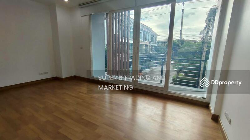 For Sale - Baan Klang Muang Urbanion Rama 9-Ladprao, Bangkok