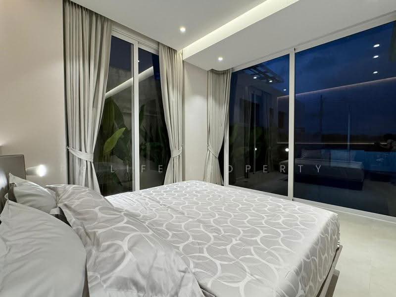 7S0165 Pool villa for sale 15,300,000 baht 3 bedrooom 3 bathroom located at rawai, phuket, Rawai, Muang Phuket, Phuket, 3 Bedrooms, 270 sqm, Villa For Sale, by PK LIFE Property, 60162418 - DDproperty.com
