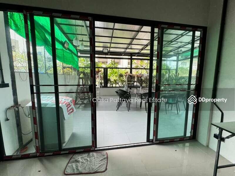 For Sale - 5-storey commercial building, Somprasong Project, Chon Buri