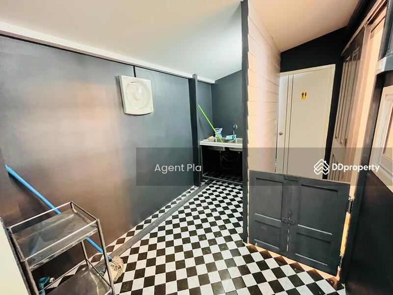 ให้เช่า - Single house for rent near BTS Surasak (SPSAD3330), กรุงเทพ