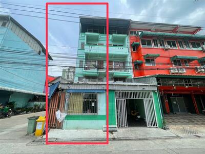 ขาย - อาคารพาณิชย์ 3.5 ชั้น 19 ตร.ว. อาคารพาณิชย์ ซอยเพชรเกษม98/1 ถนนเพชร98/1 ถนนเพชรเกษม, กรุงเทพ