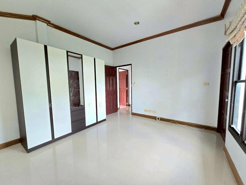 8S0201 Pool villa for sale 8,190,000 baht 3 bedroom 3 bathroom located at chalong, Phuket, Chalong, Muang Phuket, Phuket, 3 Bedrooms, 240 sqm, Villa For Rent, by PK Life Property, 60163142 - DDproperty.com