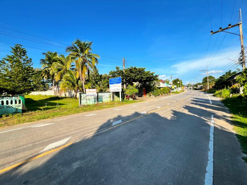 For Sale - Land for Sale: Prime Location on Main Road in Phan District, Chiang Rai, Chiang Rai
