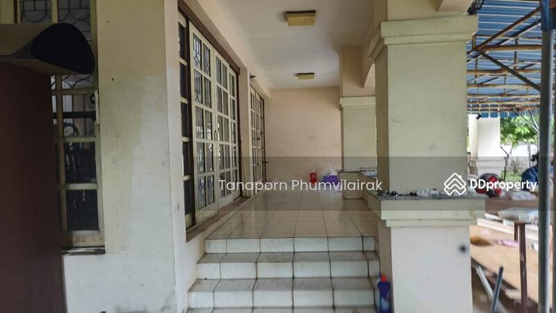 For Rent - 4-Bedroom House, Bangkok