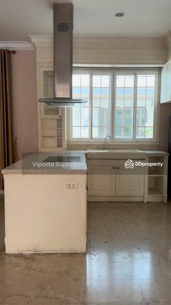 For Rent - The Emperor Narasiri’s Collection, Bangkok