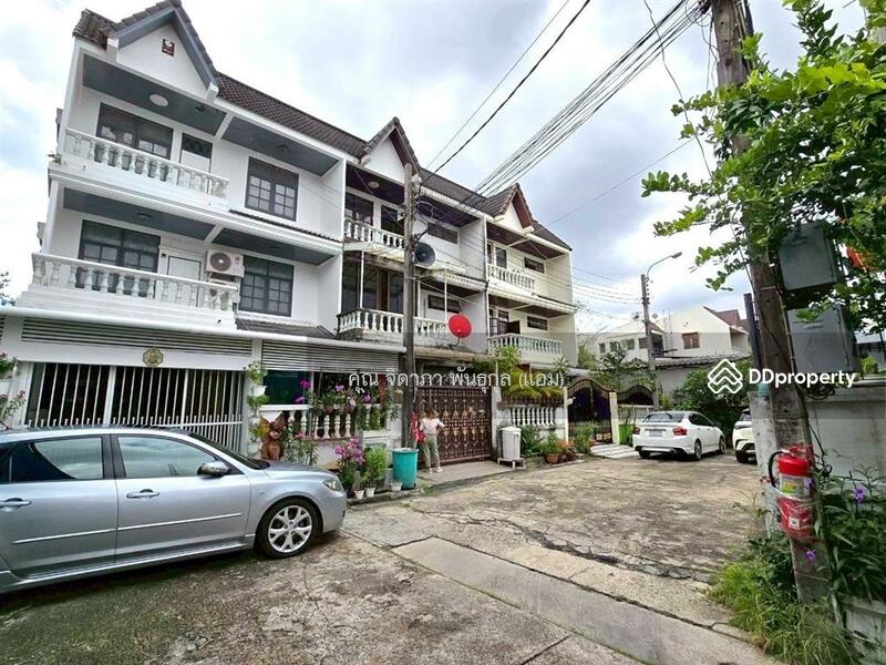 ขาย - หมู่บ้านอยู่เจริญพัฒนา ซอยลาดพร้าว18 แยก14-3, กรุงเทพ
