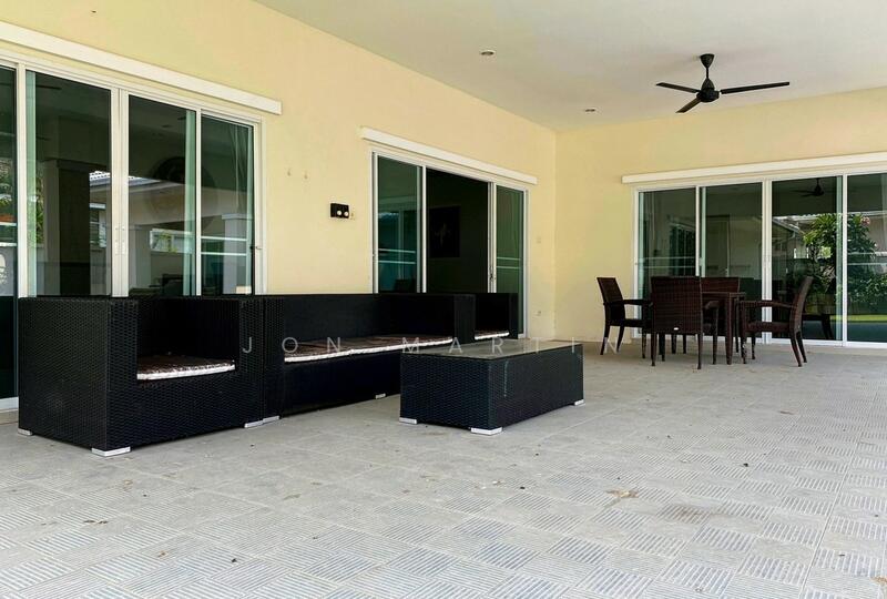 Gold A, Prachuap Khiri Khan, Thap Tai, Hua Hin, Prachuap Khiri Khan, 4 Bedrooms, 150 sqm, Villa For Sale, by Jon Martin, 60164472 - DDproperty.com