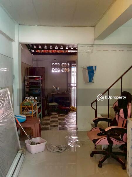 For Sale - ขายด่วนมาก อาคารพาณิชย์ 3.5 ชั้น หน้ากว้าง 4 เมตร ลึก 32 เมตร ใจกลางเมืองนครปฐม ใกล้องค์พระปฐมเจดีย์, Nakhon Pathom
