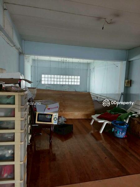 For Sale - ขายด่วนมาก อาคารพาณิชย์ 3.5 ชั้น หน้ากว้าง 4 เมตร ลึก 32 เมตร ใจกลางเมืองนครปฐม ใกล้องค์พระปฐมเจดีย์, Nakhon Pathom