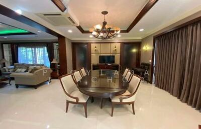 ขาย - The Palazzo Sathorn : เดอะ พาลาซโซ่ สาทร, กรุงเทพ