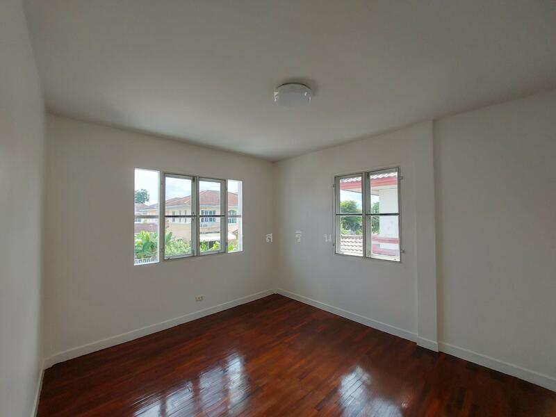 For Sale - Chaiyaphruek Soi Wat Lat Pladuk, Nonthaburi