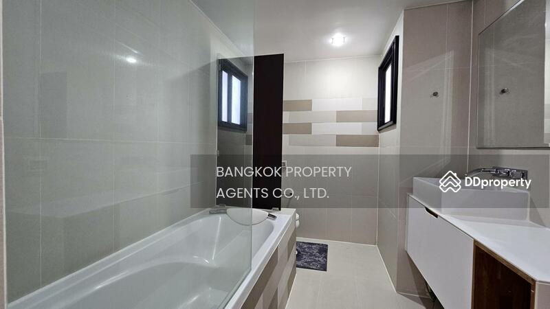 ให้เช่า - Montrose Court : มอนต์โรส คอร์ต, กรุงเทพ