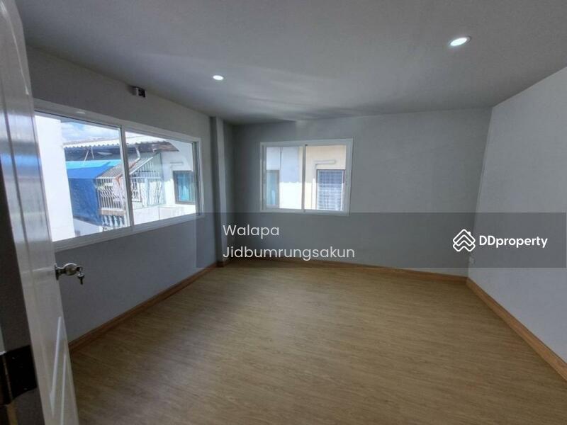 For Sale - 2-Bedroom House, Bangkok