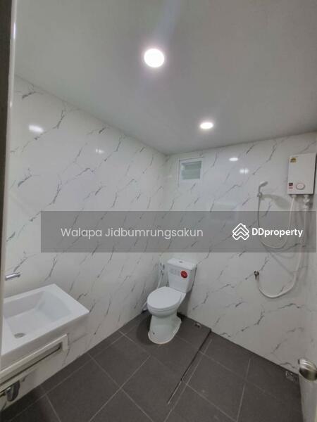 For Sale - 2-Bedroom House, Bangkok