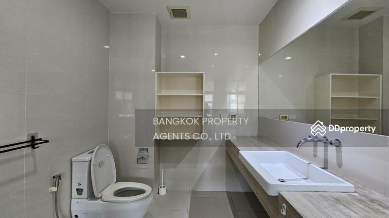 For Rent - Baan Thippayadej, Bangkok