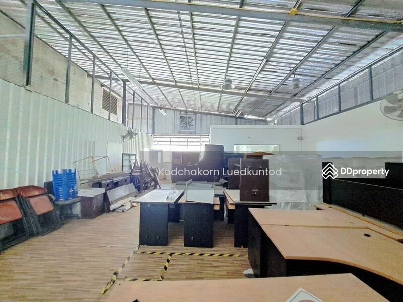 For Sale - 10-Bedroom House, Bangkok