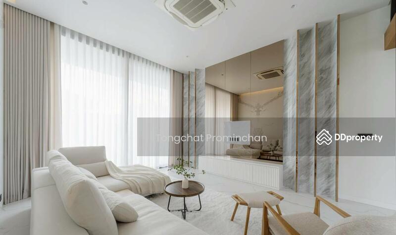 For Rent - Home office for rent, Watthana, Phra Khanong Nuea, Ekkamai, Bangkok