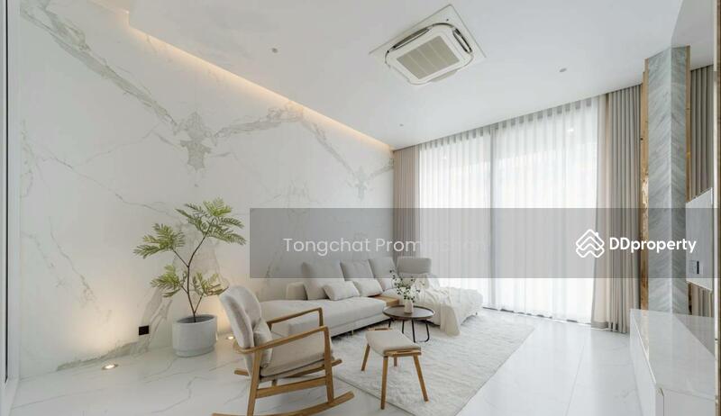 For Rent - Home office for rent, Watthana, Phra Khanong Nuea, Ekkamai, Bangkok