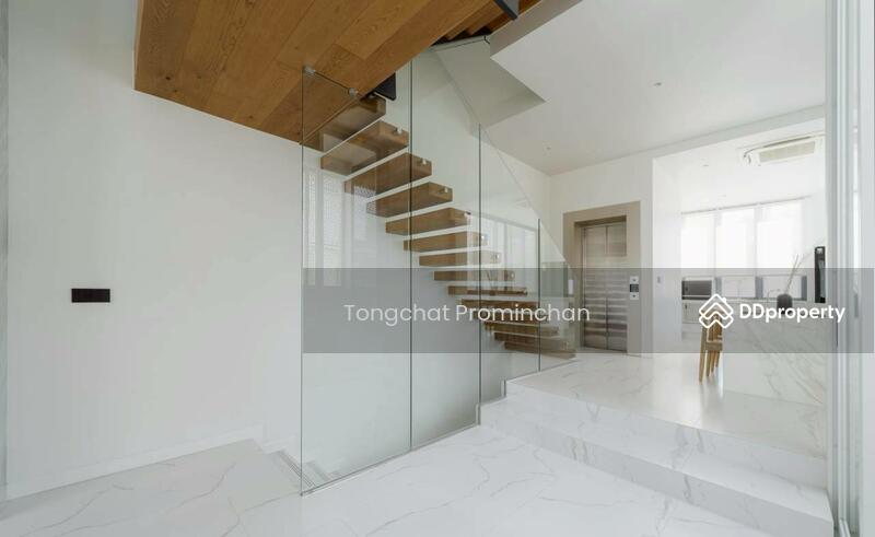 For Rent - Home office for rent, Watthana, Phra Khanong Nuea, Ekkamai, Bangkok