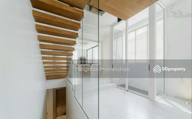 For Rent - Home office for rent, Watthana, Phra Khanong Nuea, Ekkamai, Bangkok