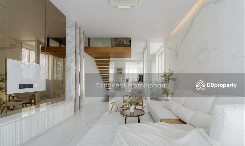 For Rent - Home office for rent, Watthana, Phra Khanong Nuea, Ekkamai, Bangkok