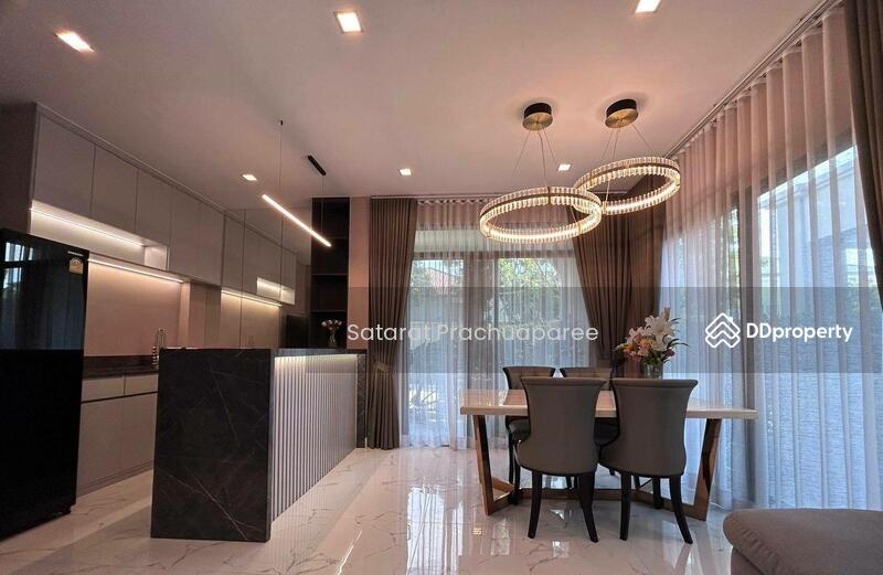For Sale - Bangkok Boulevard Srinakarin-Bangna, Samut Prakan