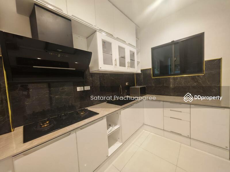 For Sale - Bangkok Boulevard Srinakarin-Bangna, Samut Prakan