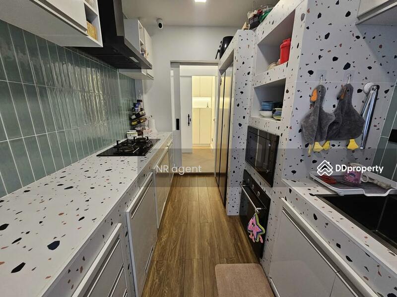 ให้เช่า - Nakarin Garden Village : หมู่บ้านนครินทร์การ์เด้น, กรุงเทพ