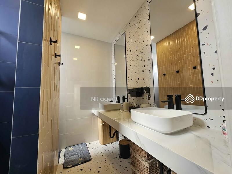 ให้เช่า - Nakarin Garden Village : หมู่บ้านนครินทร์การ์เด้น, กรุงเทพ