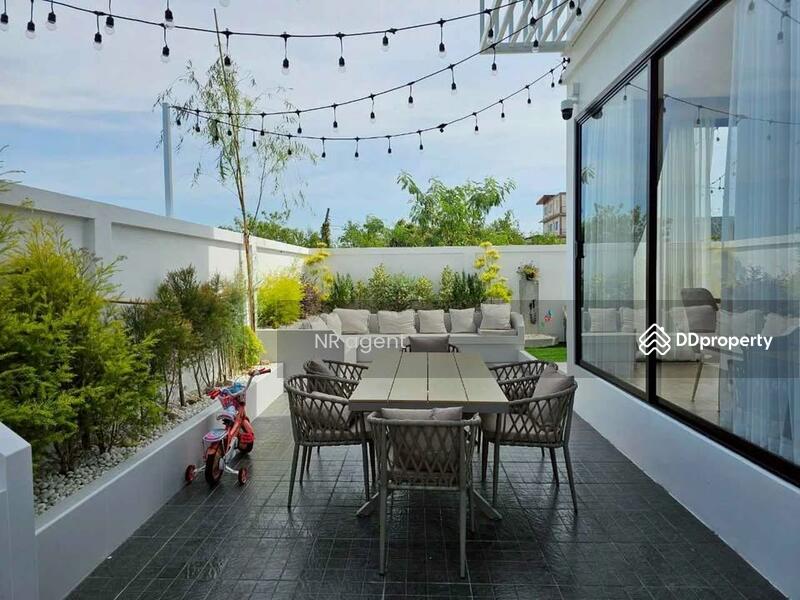 ให้เช่า - Nakarin Garden Village : หมู่บ้านนครินทร์การ์เด้น, กรุงเทพ